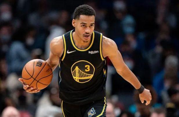 前英冠球员：瓜帅毁了英式足球，现在大家都从后场发起进攻（前英冠球员：瓜帅让英式足球走样，如今各队一律从后场组织进攻）