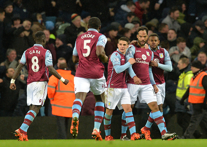 足球中超争冠球队连续丢分，冠军悬念陡增（中超争冠队频频丢分，冠军悬念升级）