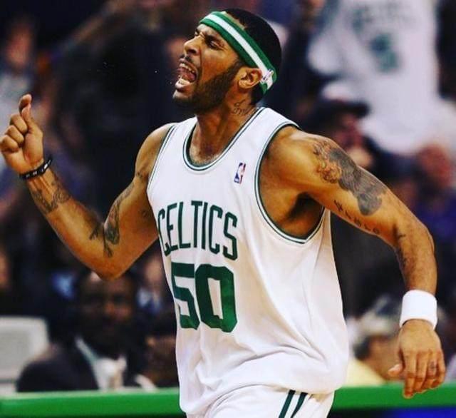 姆巴佩欧冠生涯已5次戴帽，仅次于梅西、C罗和莱万（姆巴佩欧冠5度戴帽，历史仅逊梅西、C罗与莱万）